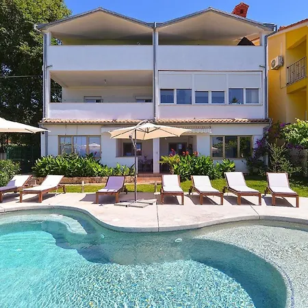 Fuer 4 Personen Ca 42 Qm In Fazana-surida, Istrien Istrische Riviera * Valbandon