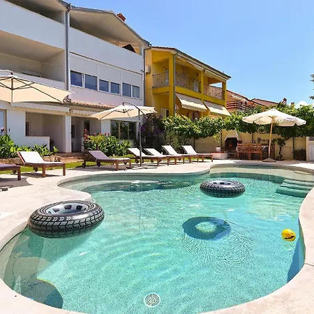 Apartment Fuer 4 Personen Ca 42 Qm In Fazana-surida, Istrien Istrische Riviera